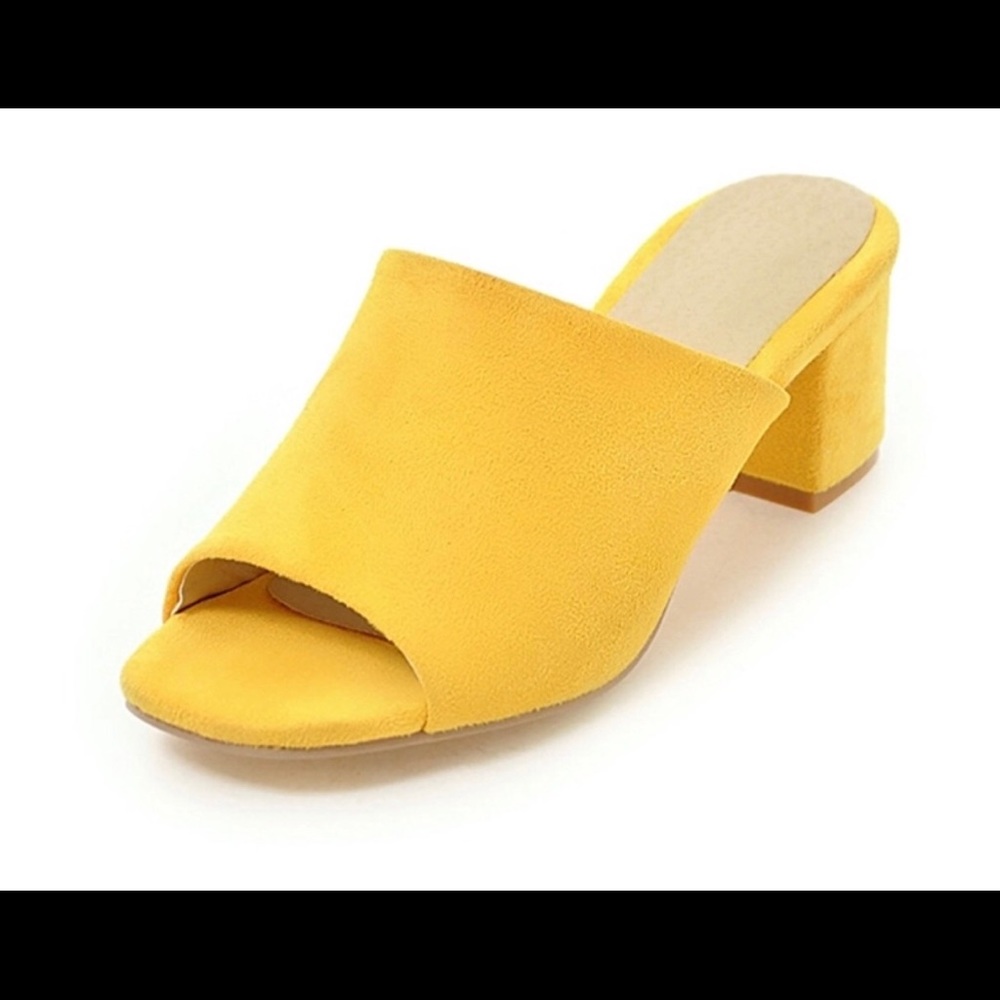 Brand new heeled mules in yellow